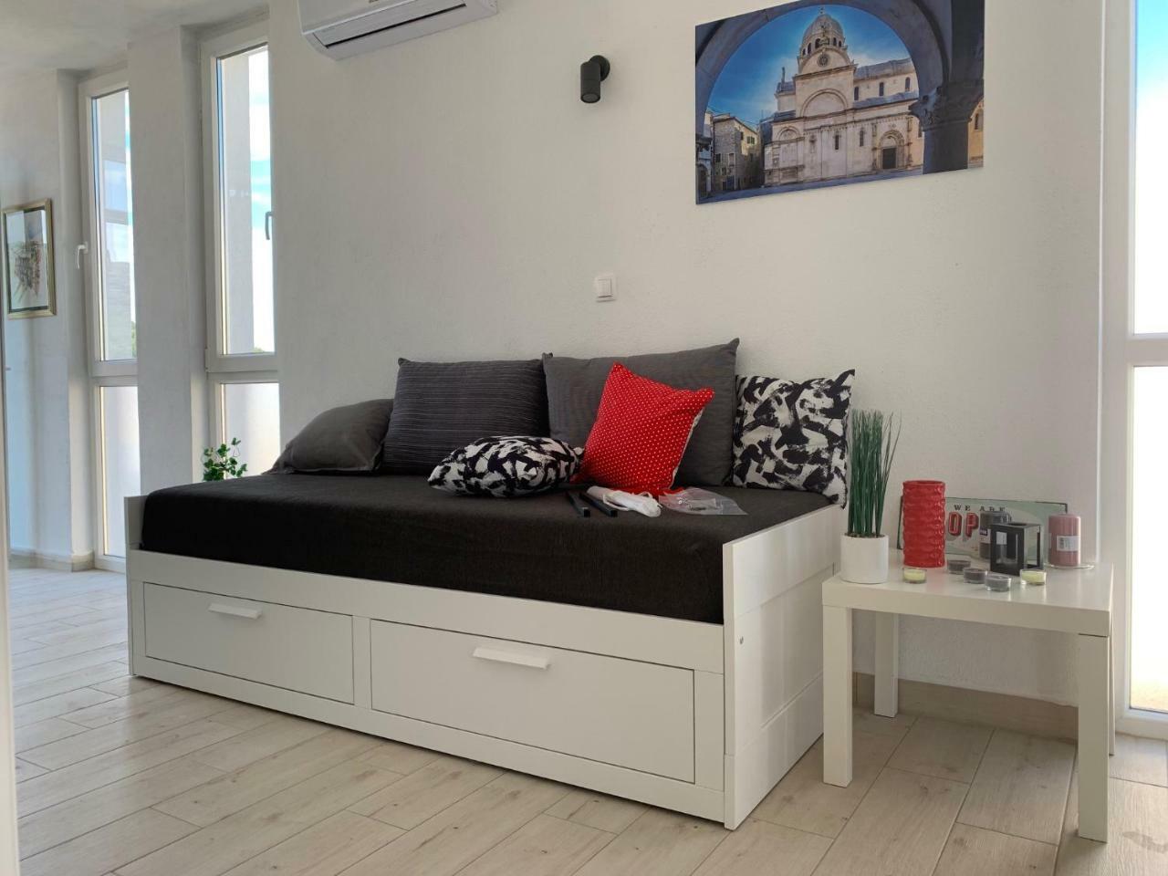 Modern Apartments Day Šibenik Eksteriør bilde